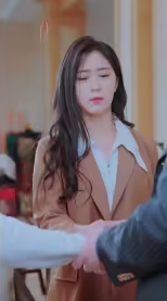 离婚后,苏小姐的前夫又来了第86集
